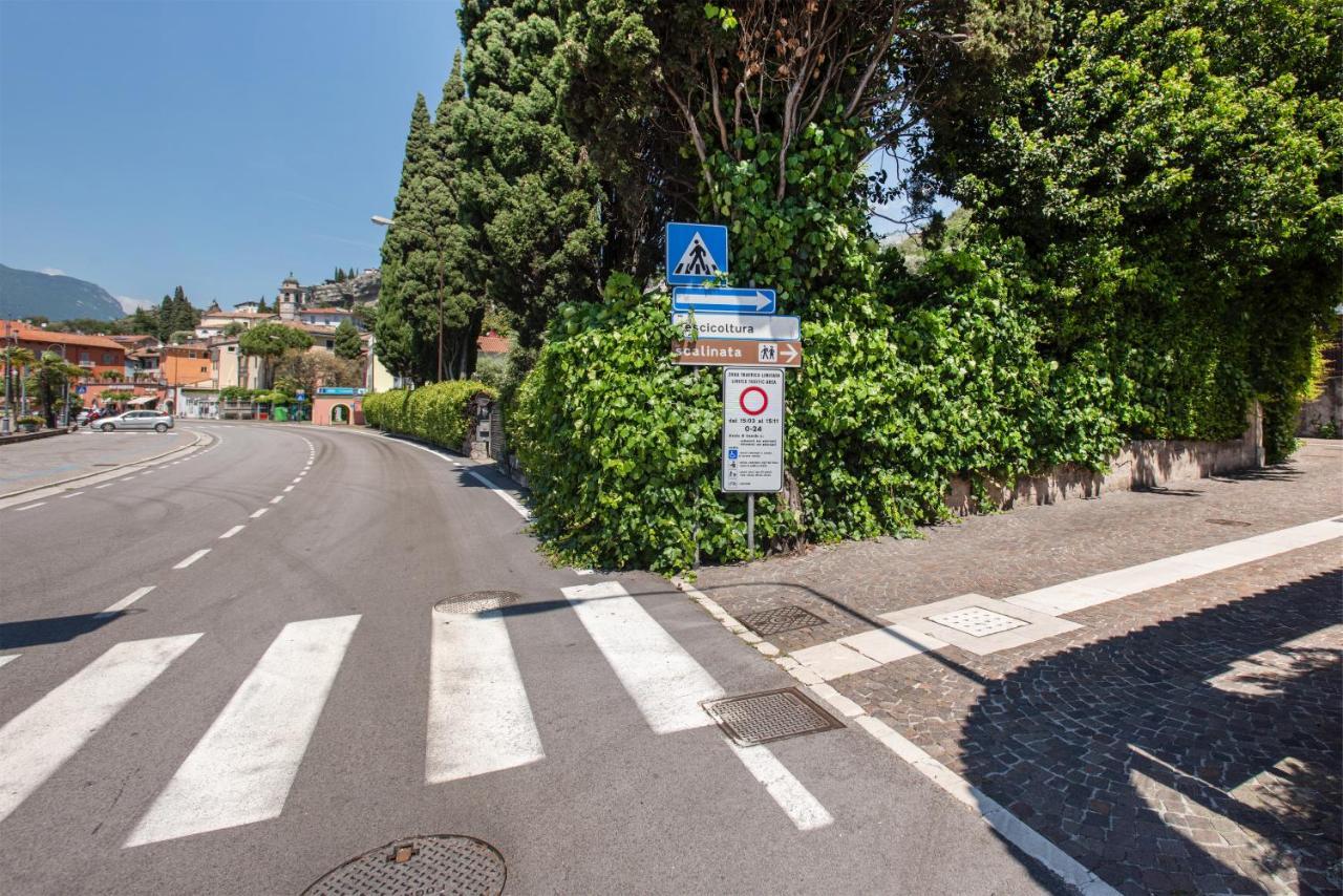Casa Valery Apartment Torbole Sul Garda Ngoại thất bức ảnh