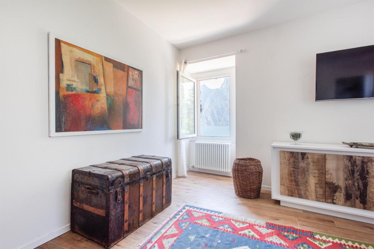 Casa Valery Apartment Torbole Sul Garda Ngoại thất bức ảnh